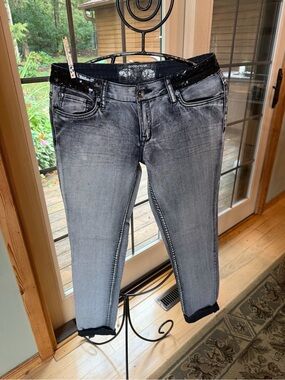 Dollhouse Vintage Grey Acid Wash Skinny Jeans w Black Sequin Wasteband Sz. 7